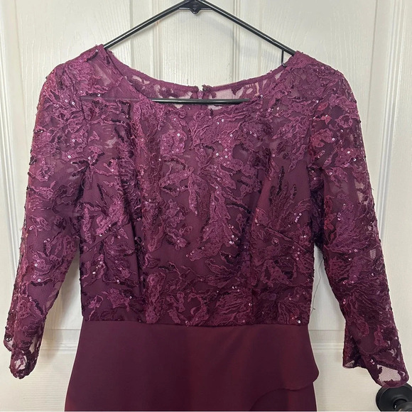 Gorgeous Alex Evenings dress in plum, layered skirt, sequined‎ top. Size 6. - Picture 3 of 10